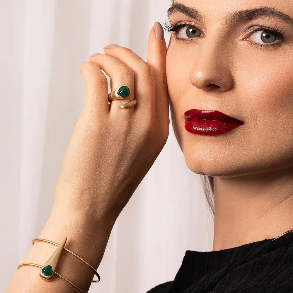 Possebon Joias Brazalete, Piedra Natural Cuarzo Verde, Brass Gold Plated