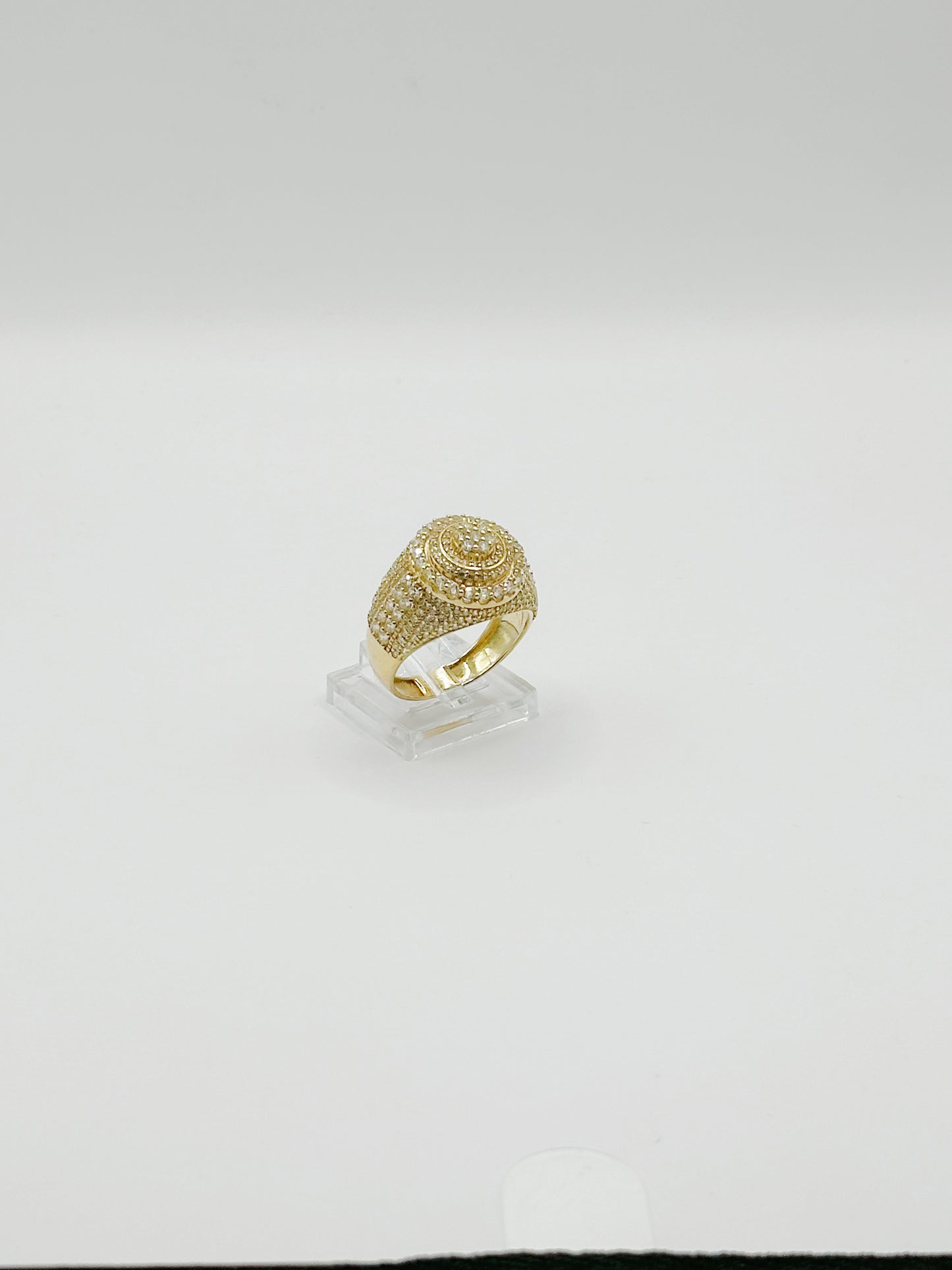 Anillo Circular con Zirconia 10kt