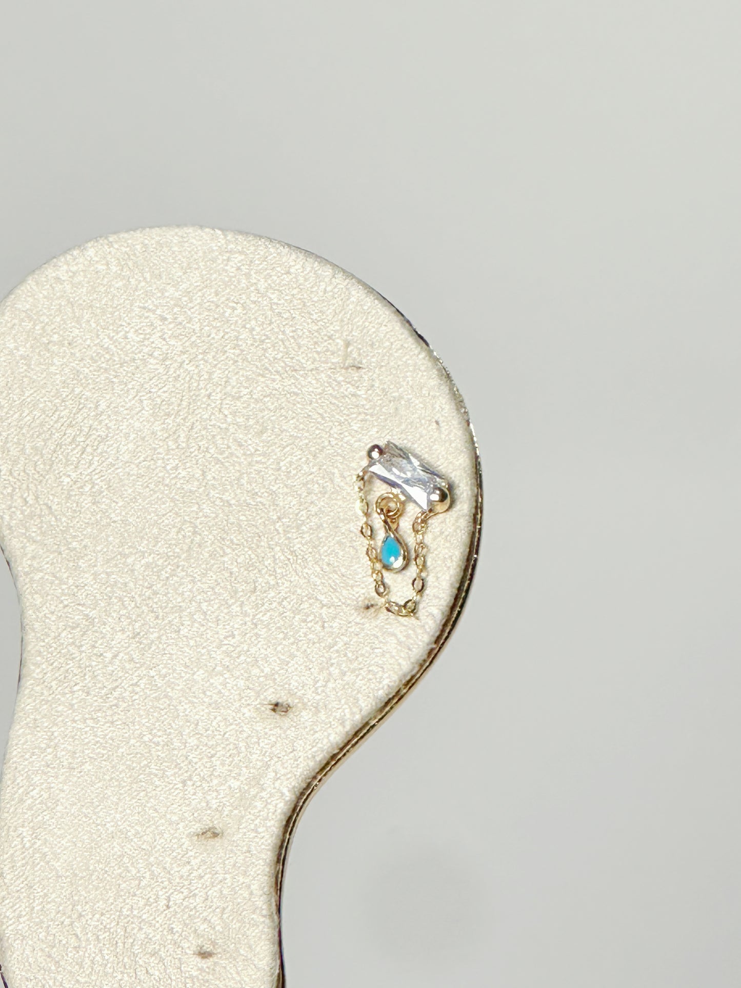 Piercing Pushback Zirconia Clear Rectangular con Zirconia Colgante Cadena, Oro 14kt