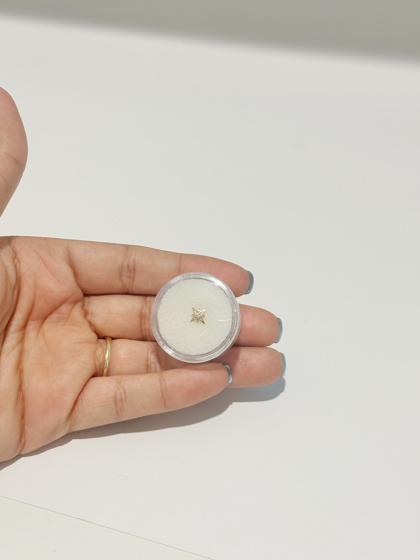 Piercing Estrella Norte Zirconia Clear, Oro 14kt, Internal Thredded Closure