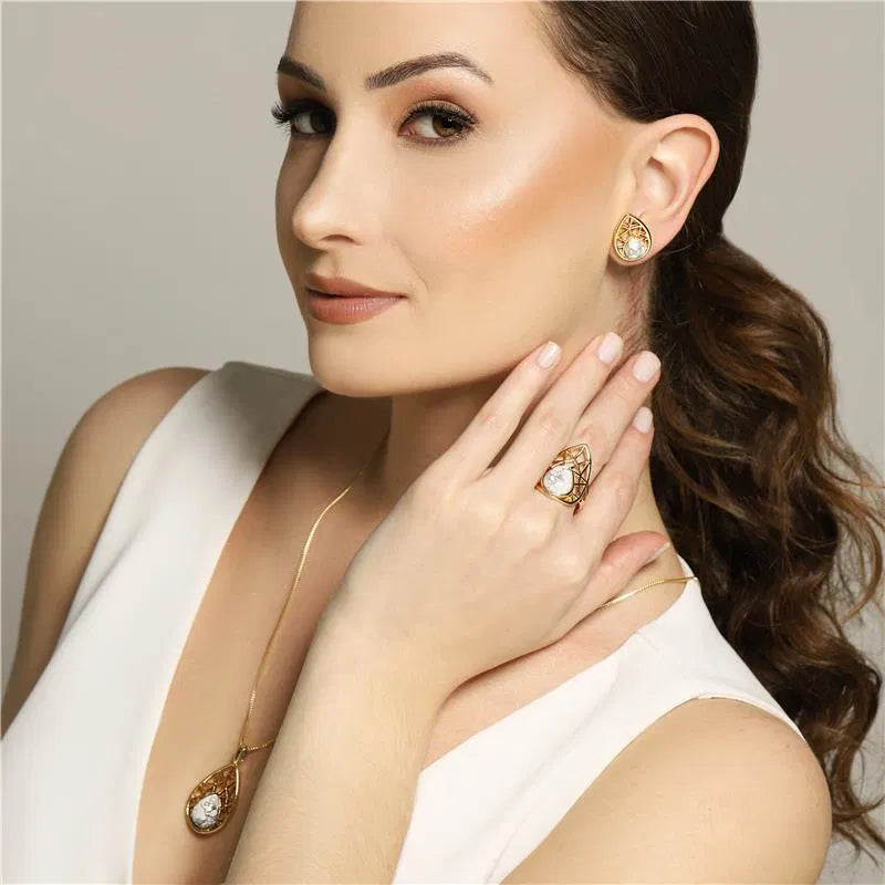 Possebon Joias Sortija, Tamaño Ajustable, Piedra Natural Madre Perla, Brass Gold Plated