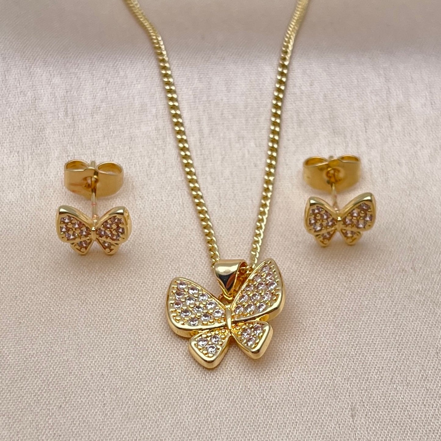 Set aretes y pendiente mariposas en oro laminado y piedras