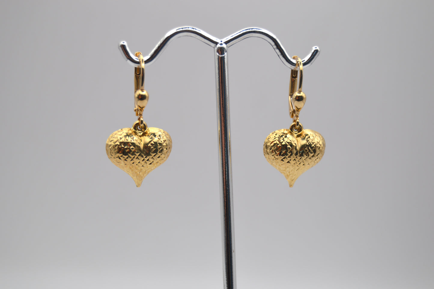 Arete de corazón Oro 14kt