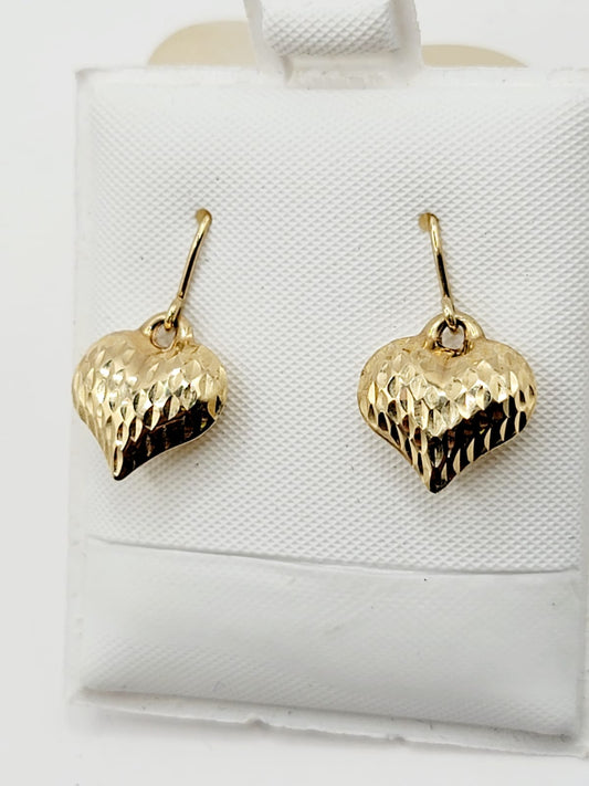 Arete de corazón Oro 14kt