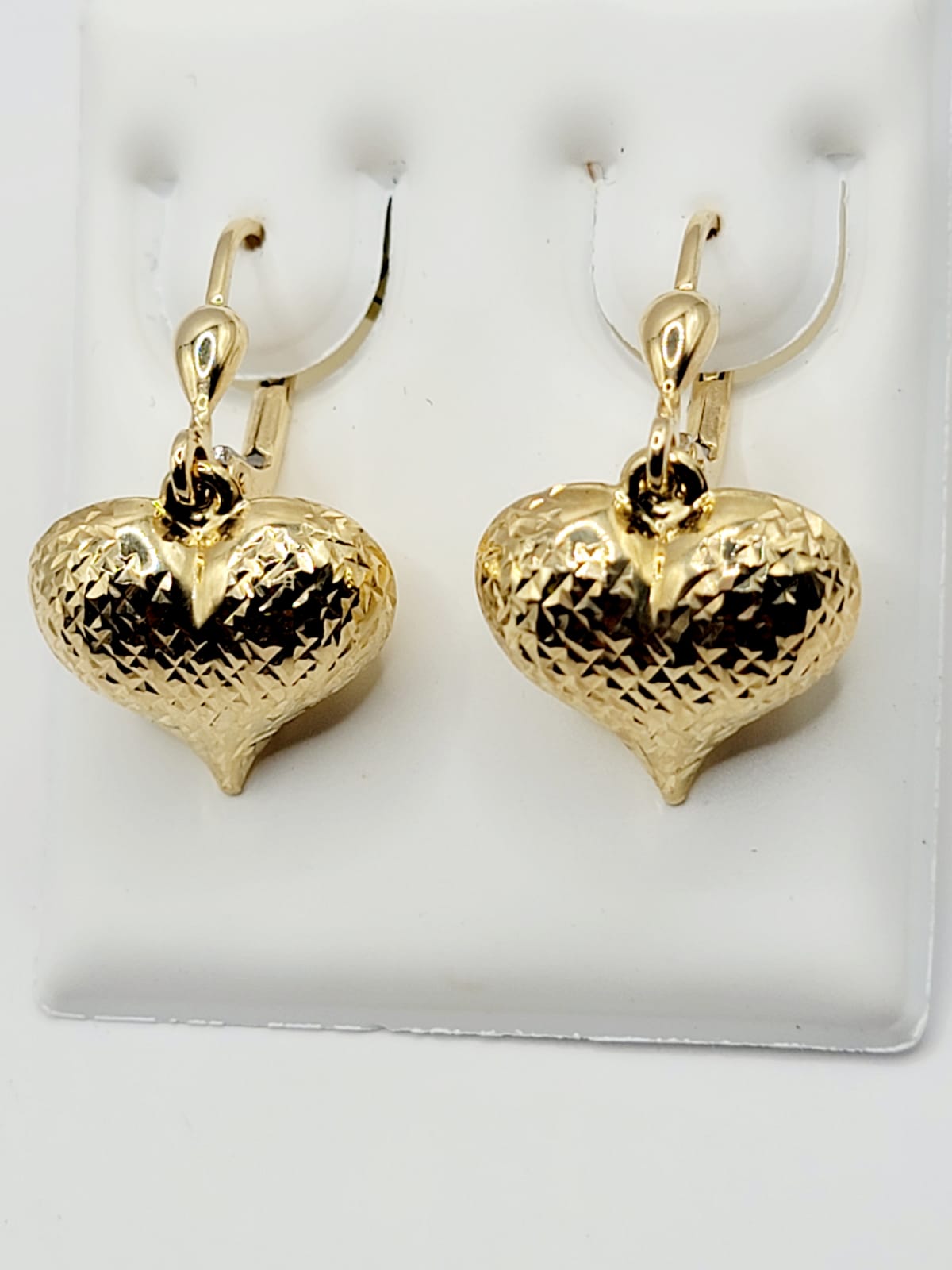 Arete de corazón Oro 14kt