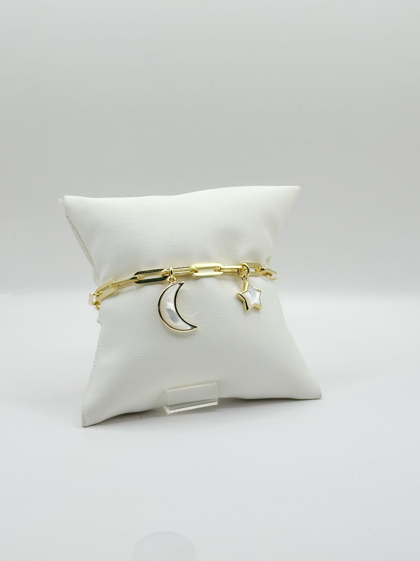 Pulsera Paperclip, Charm Media Luna y Estrella Madre Perla, Plata 925, 14kt Rhodium Plated