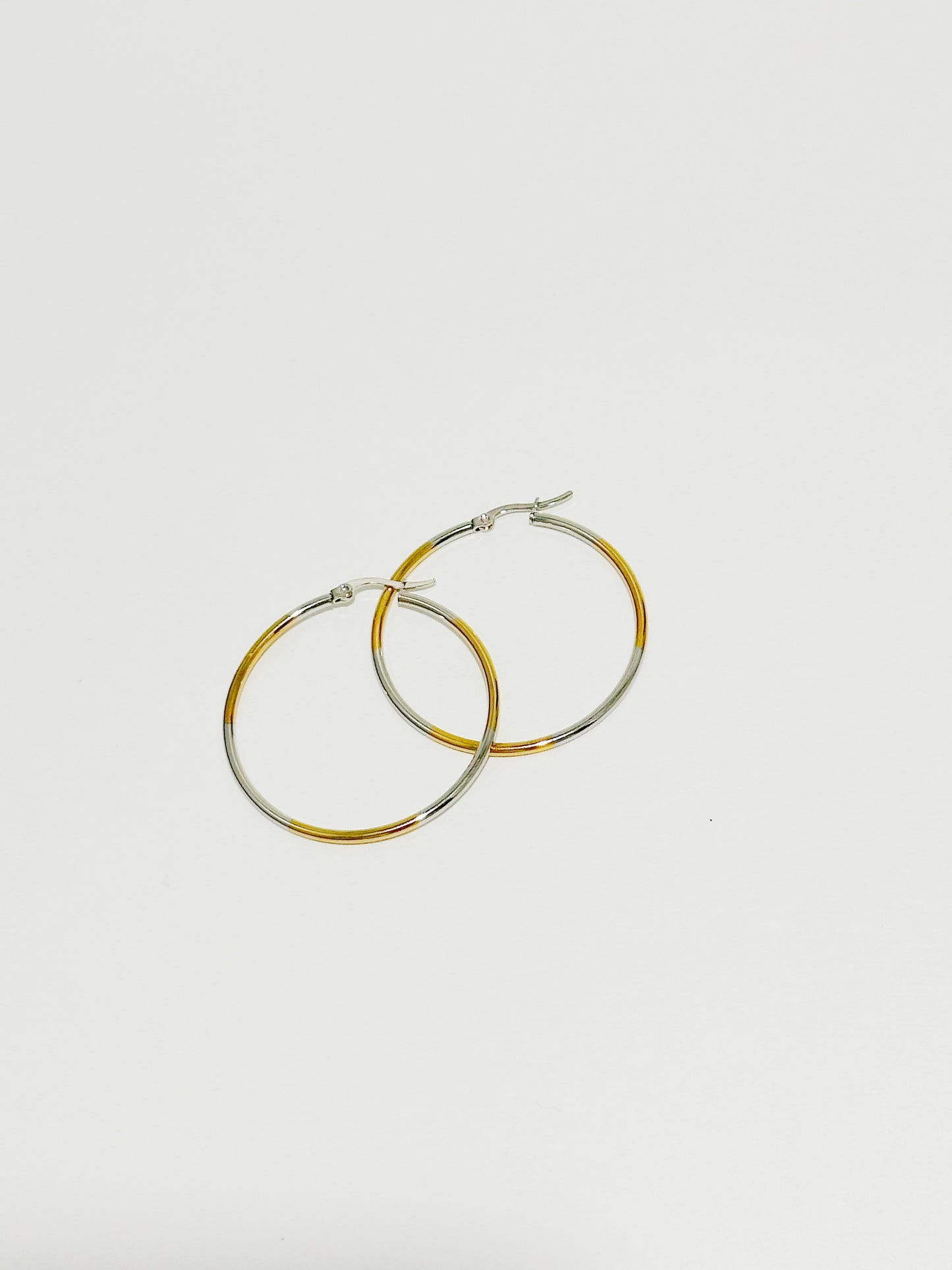 Clásicas Argollas Dos Tonos