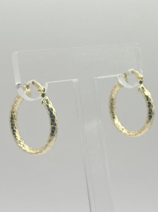 Medium Hoop Gold Diamond Cutting Finish Gold Filled