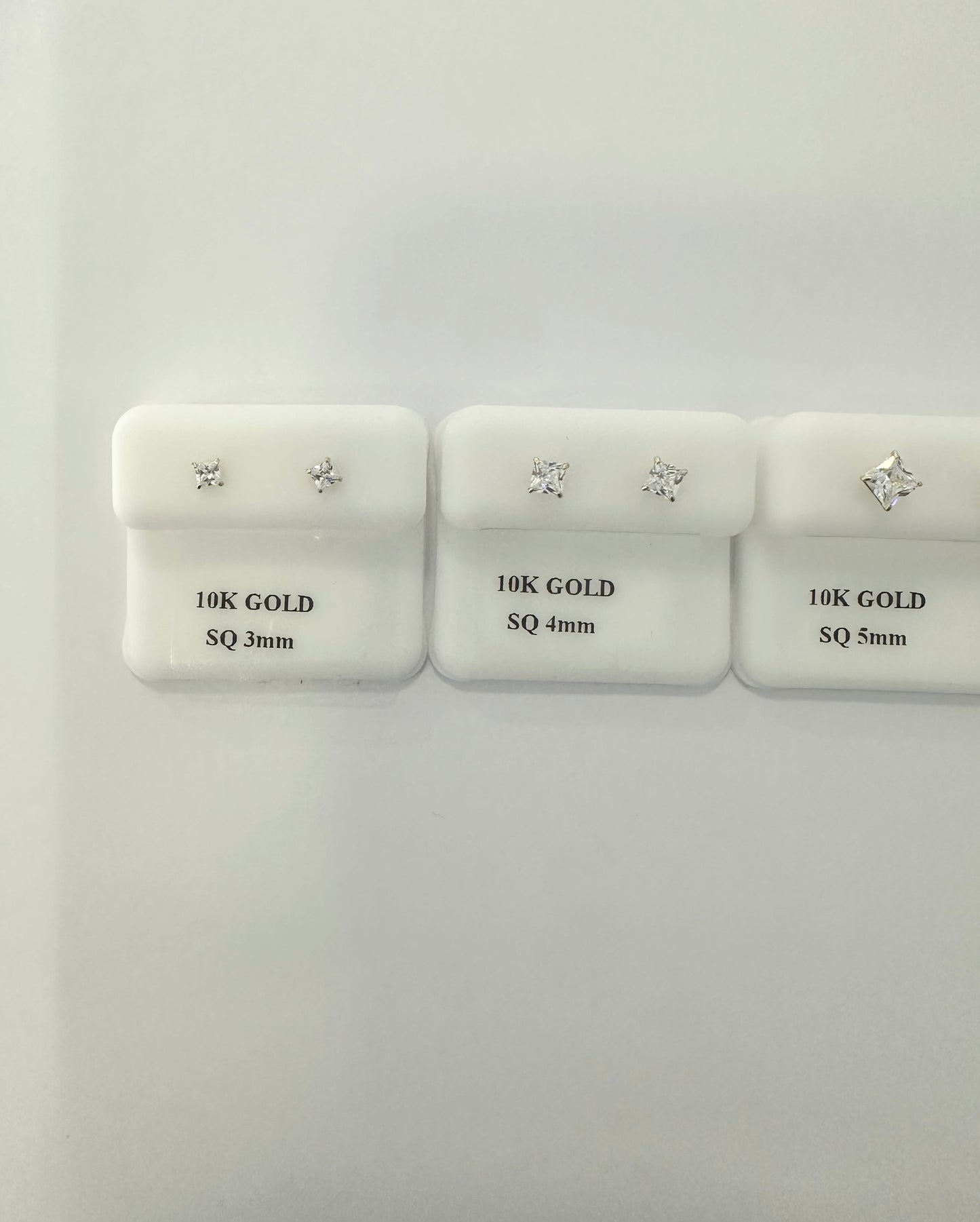 Pantallas Stud Zirconia Square 10kt