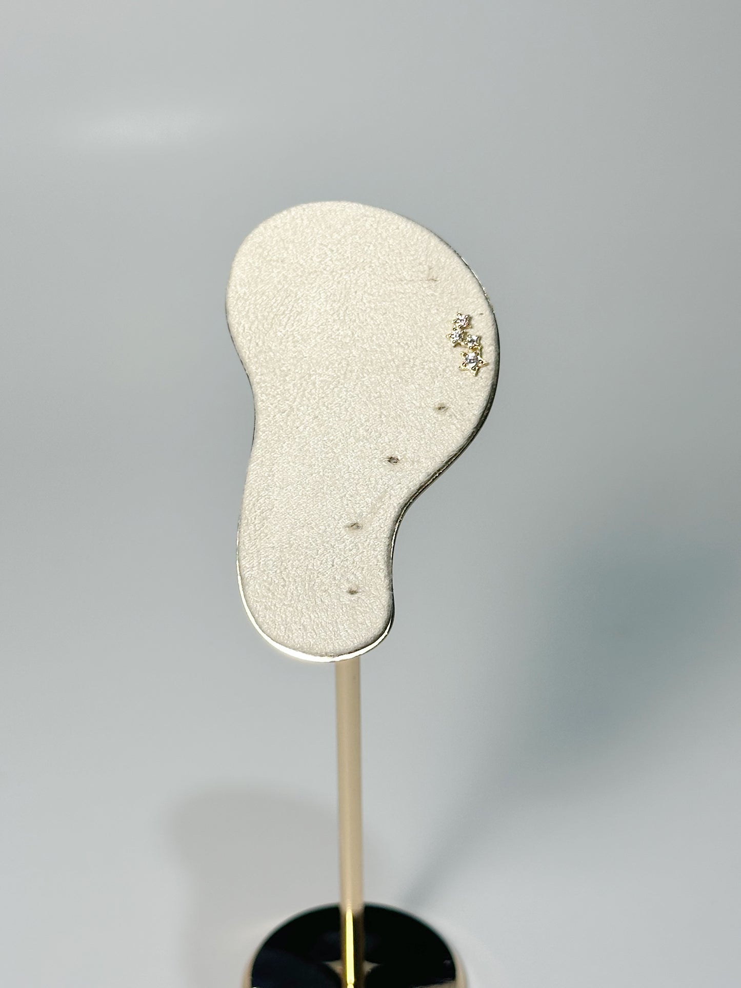 Piercing Estrellas con Zirconia Clear, Oro 14kt, Internal Thredded Closure