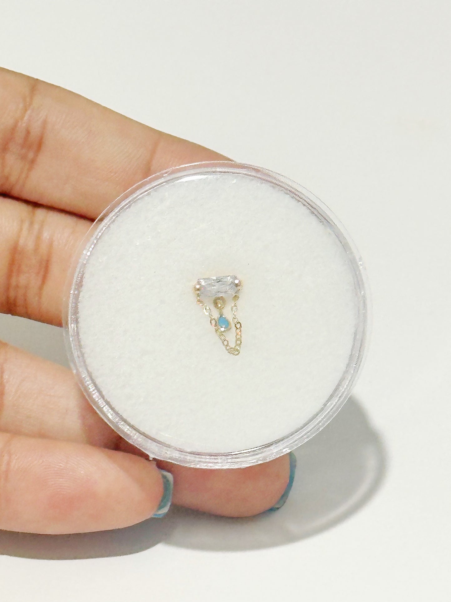 Piercing Pushback Zirconia Clear Rectangular con Zirconia Colgante Cadena, Oro 14kt