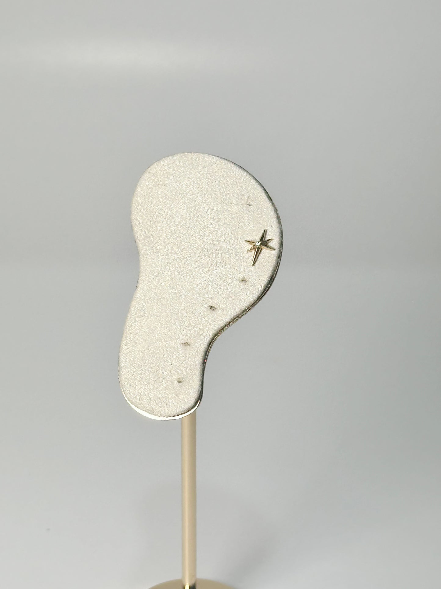 Piercing Estrella del Norte Larga con Zirconia Clear, Oro 14kt, Internal Thredded Closure