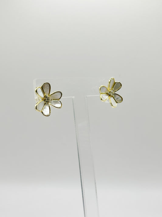 Pantallas Stud, Flor Madre Perla, White Zirconia, Plata 925, Gold Plated