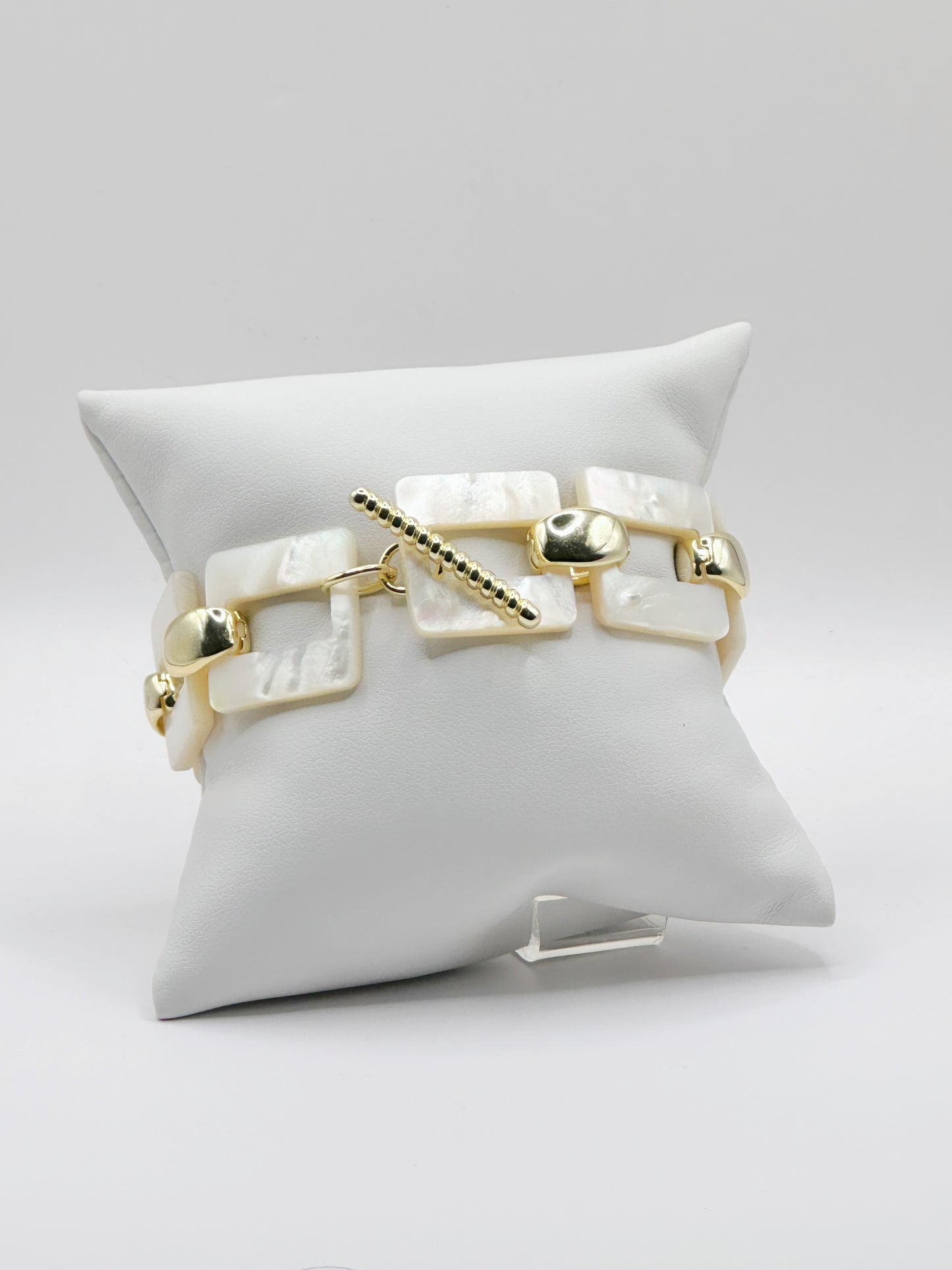 Pulsera Charm Cuadrado Madre Perla, Plata 925, Gold Plated