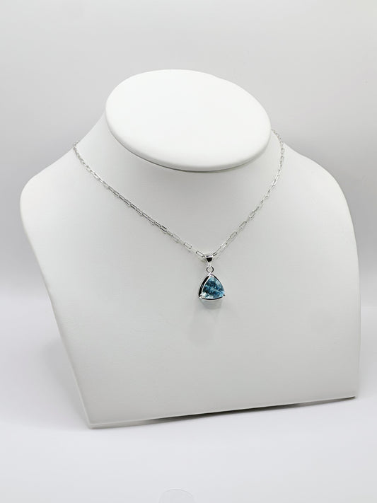 Cadena Paper Clip, Charm Topaz Sky Blue Triangular, Plata 925, Rhodium Plated