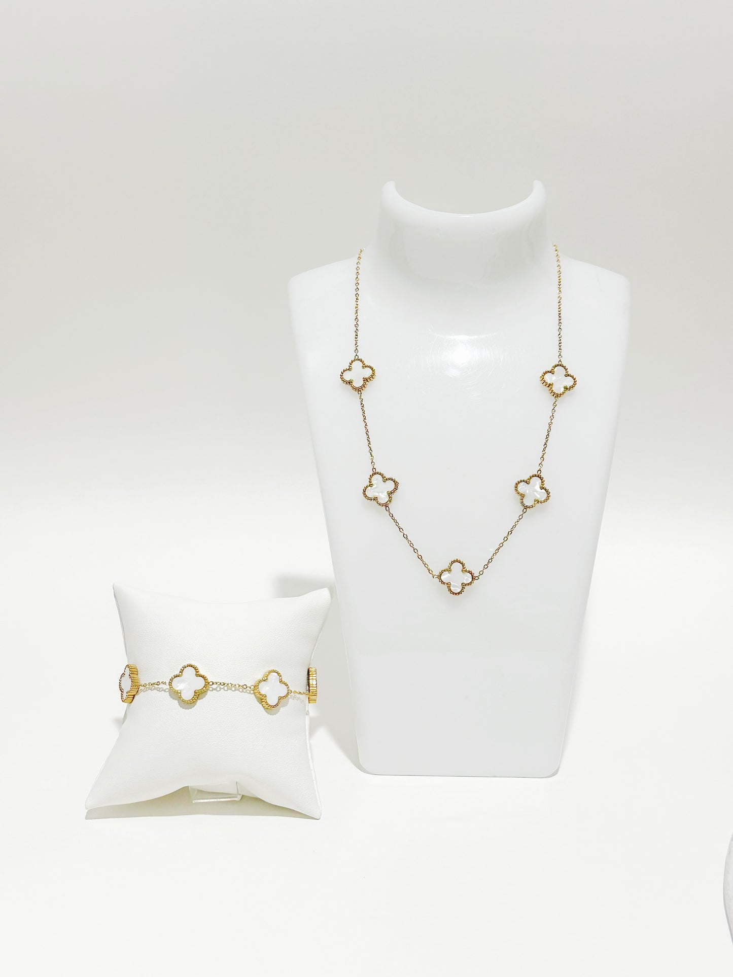 Simple Clover Set