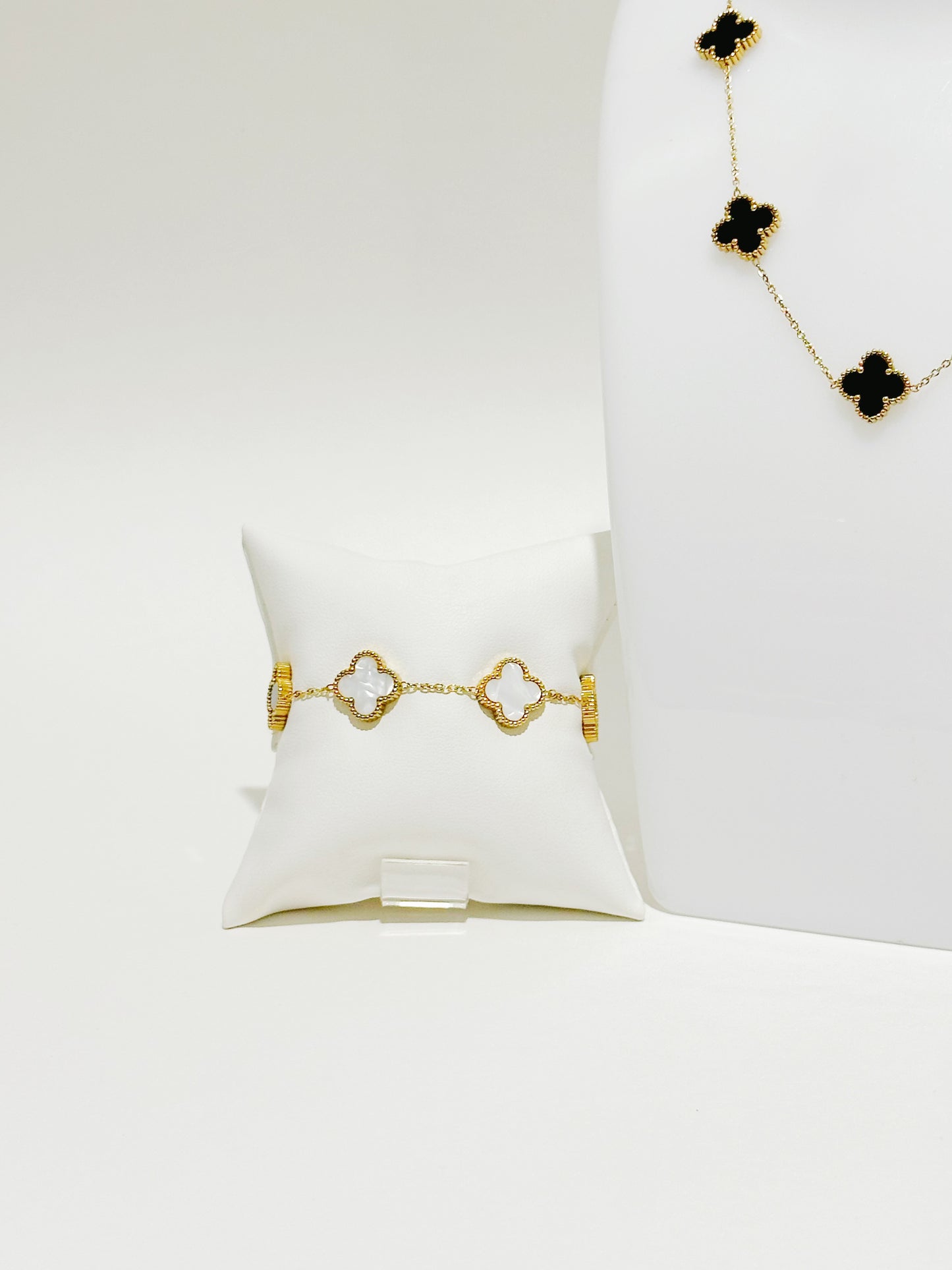 Simple Clover Set