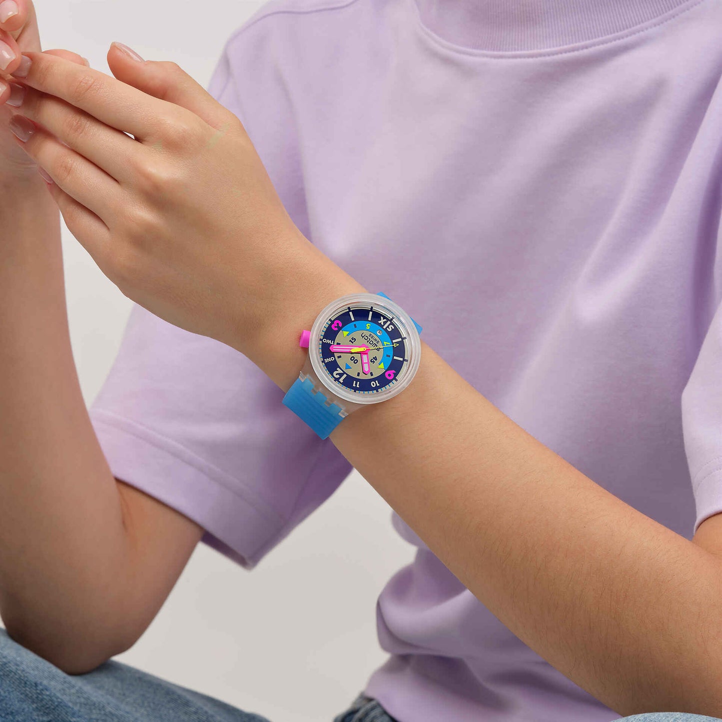 SWATCH NEON HIELO