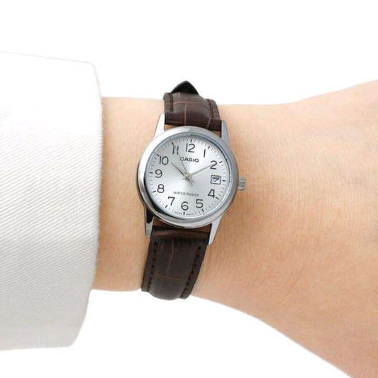 Reloj Casio Analogo Marron