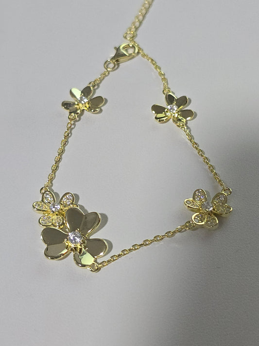 Pulsera de flores en plata